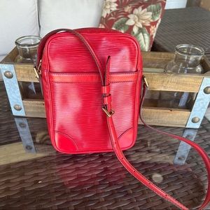 Vintage Louis Vuitton Bright Red Epi Leather Danube Crossbody New Pocket